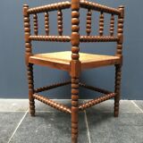 Dutch corner Chair with turned wood