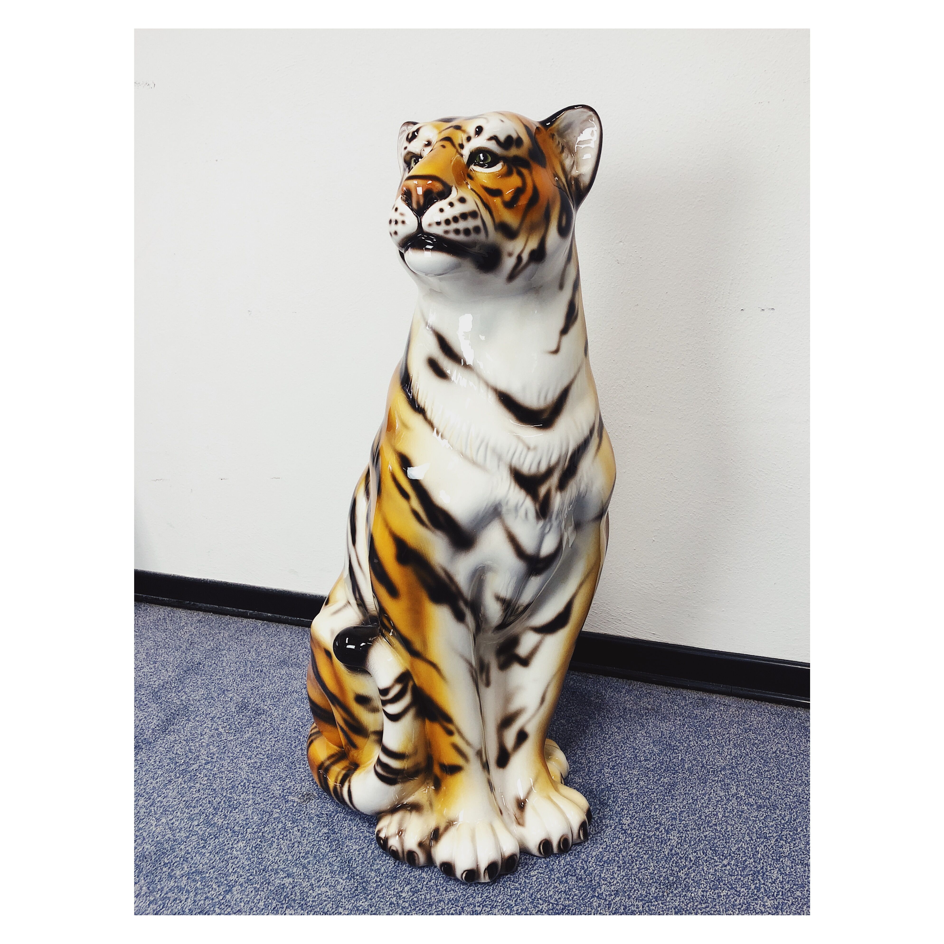 Tiger statue ceramic