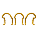 Série de 3 patères « Taka » par Cesar Rota Nodari Acerbis