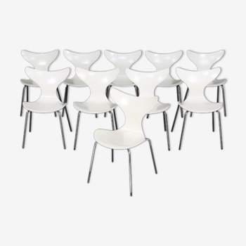 Arne Jacobsen set of 10 chairs "the Lily" model 3108