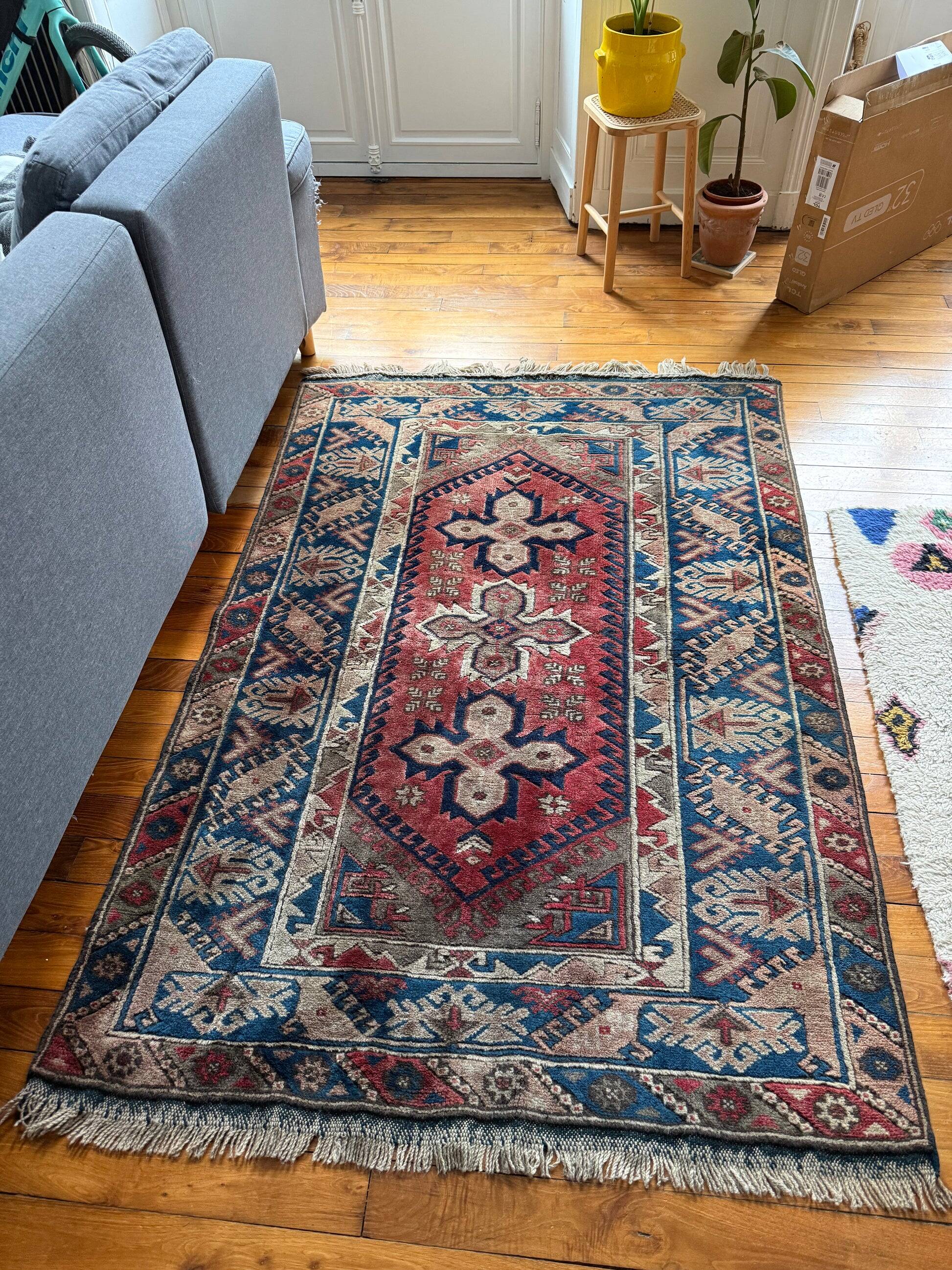 Handwoven wool Turkish carpet Nidge Kars