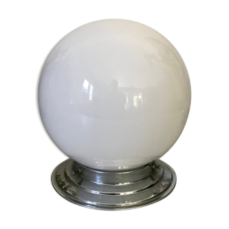 Opaline and chrome ceiling