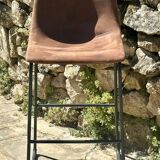 Tabouret de bar en métal et cuir vieilli