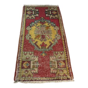 VINTAGE TURKISH PASTEL MINI RUG , 102 x 53 CM