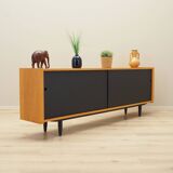Buffet en frêne, design danois, années 1970, production : Skovby
