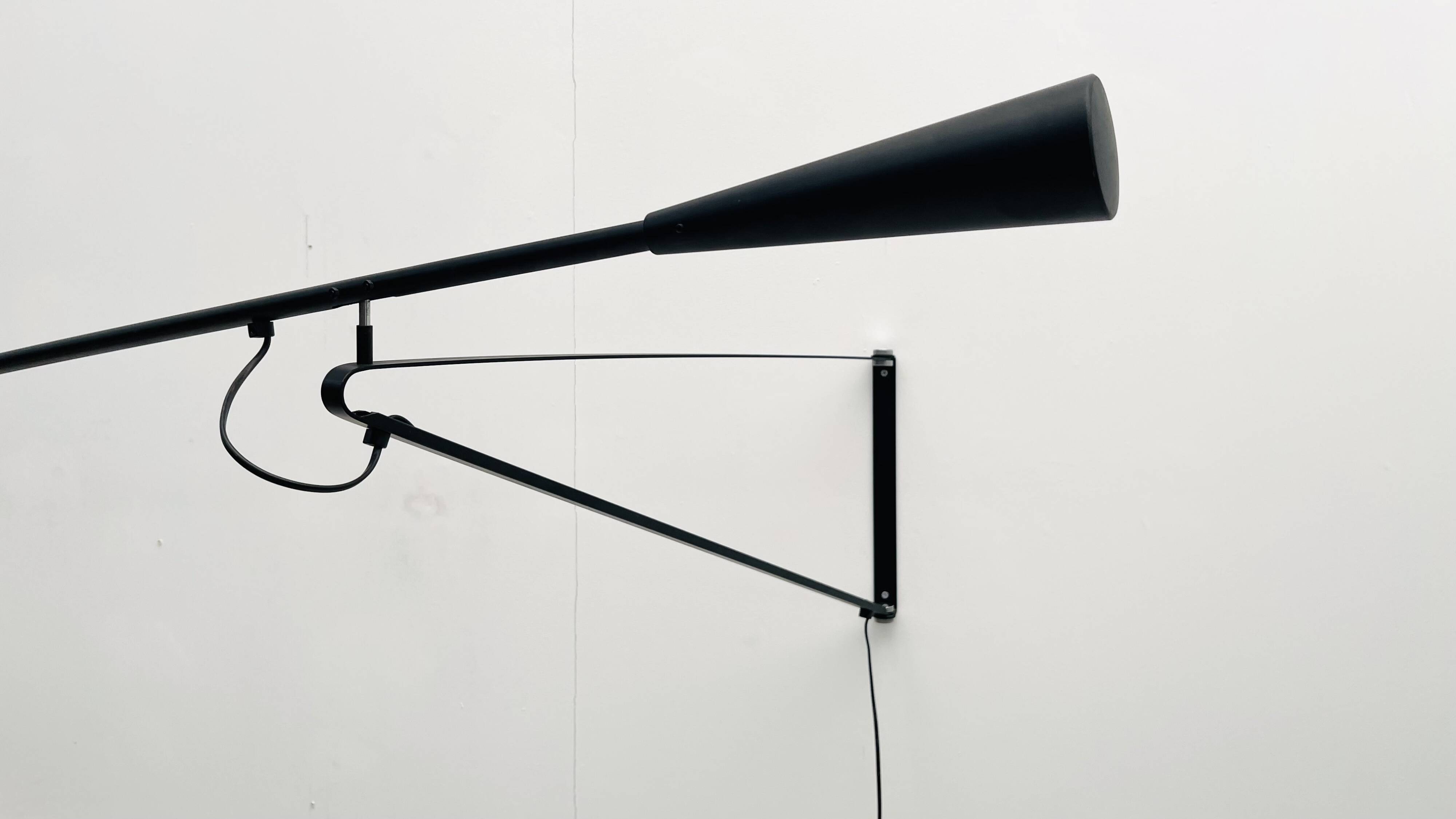 Model 265 Wall lamp by Paolo Rizzatto