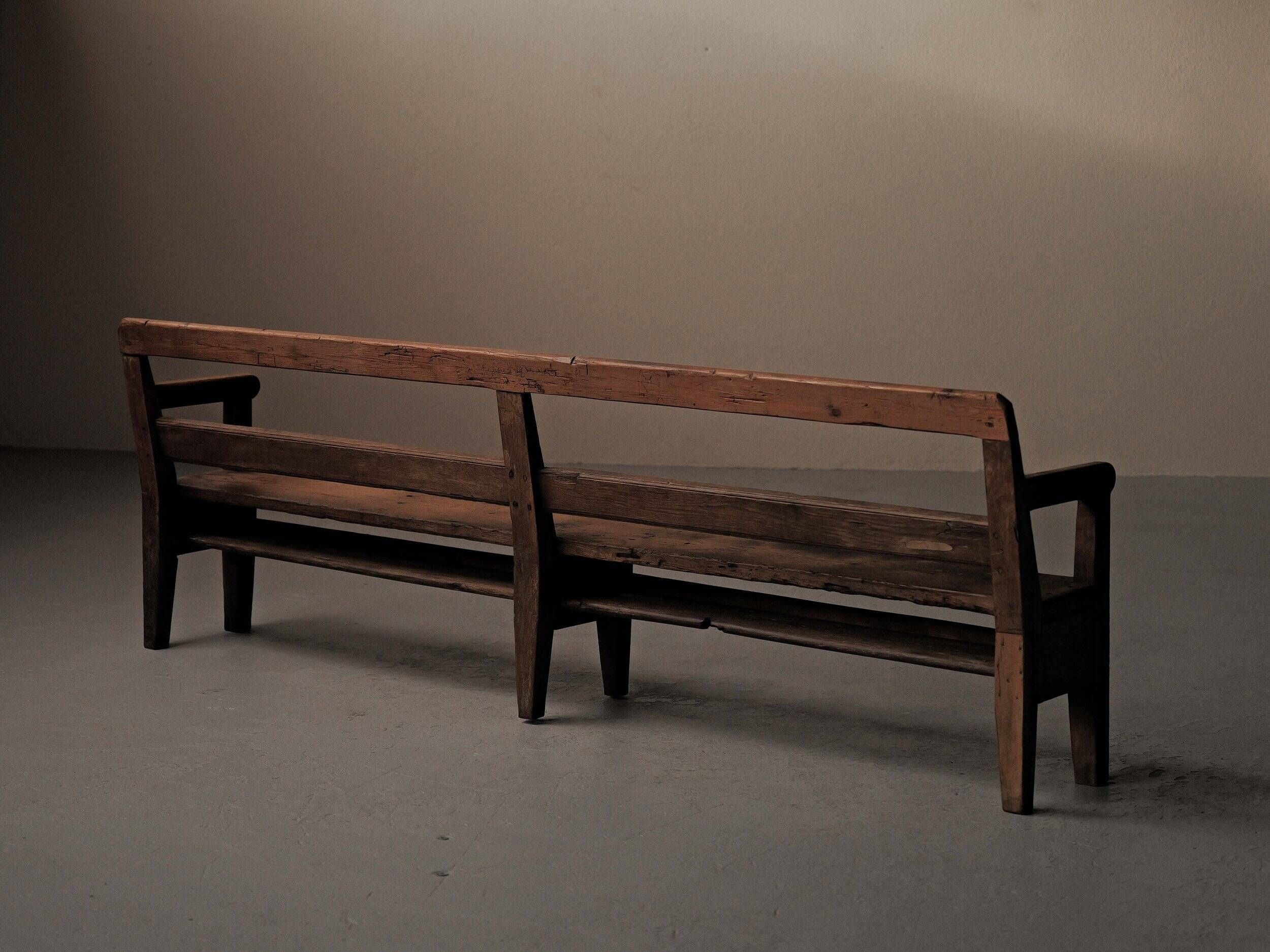 Large antique farmhouse bench in solid wood – Auvergne, around 1900