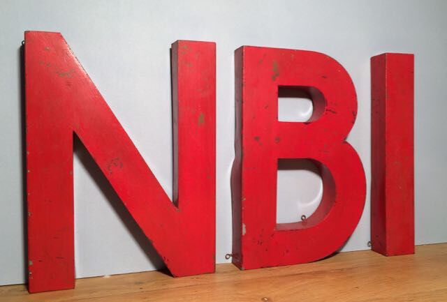Painted metal sign letters
