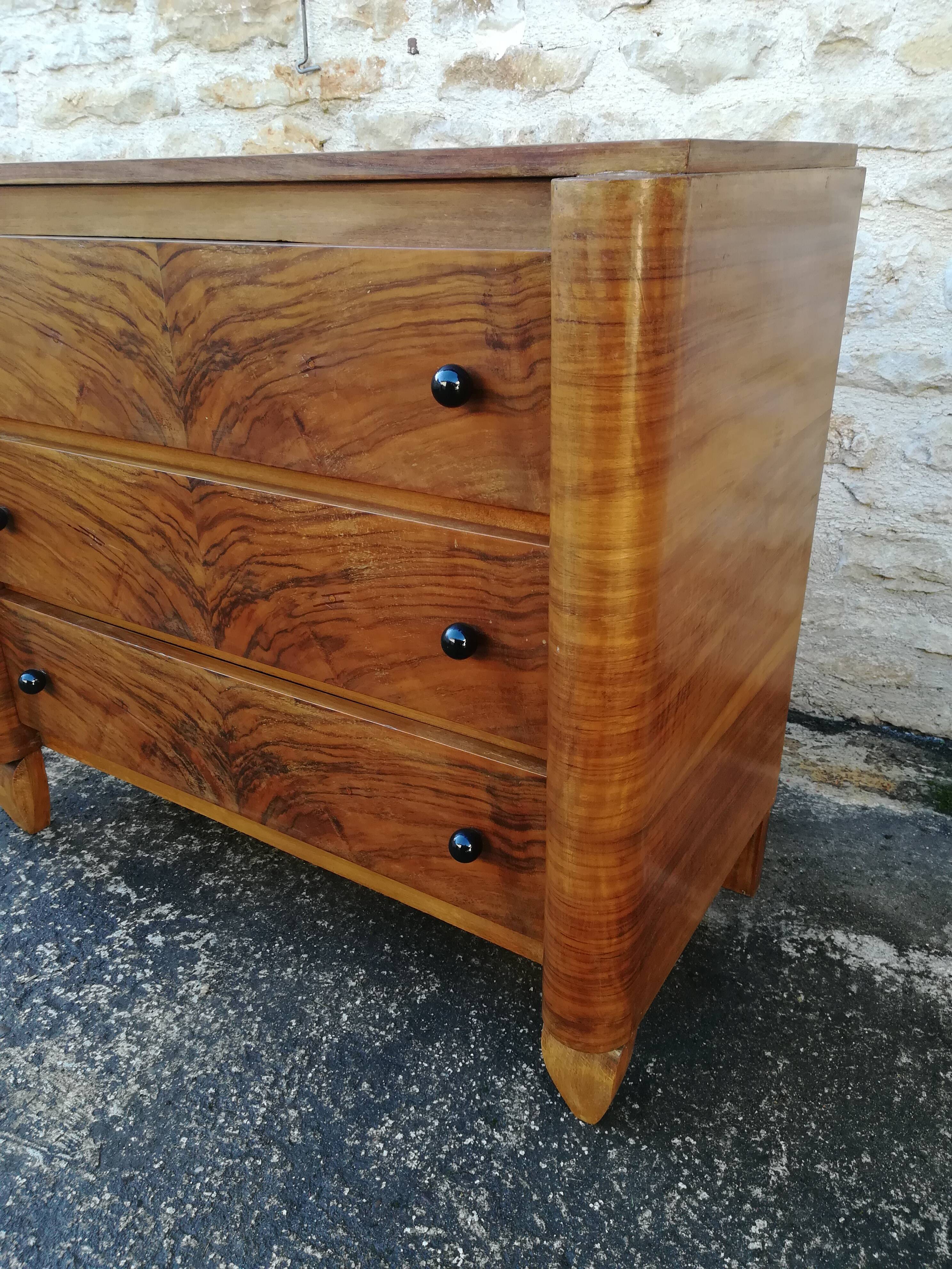 Vintage chest of drawers