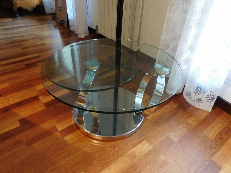 Coffee table glass and chrome metal