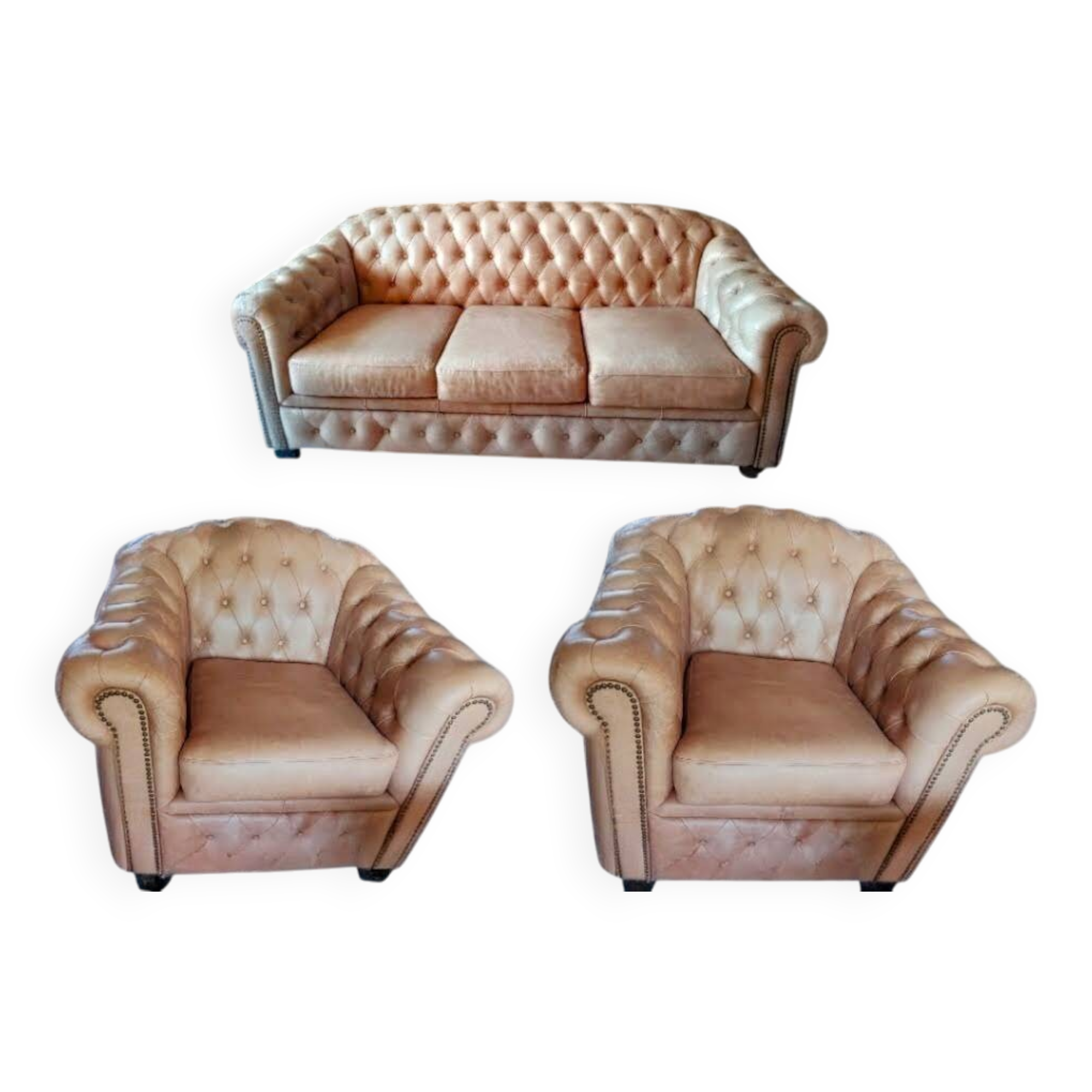 Salon trois pièces chesterfield