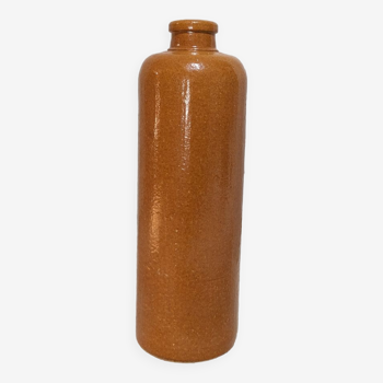 Ceramic bottle