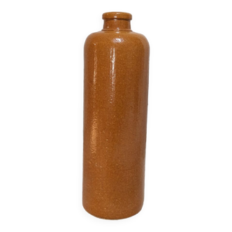 Ceramic bottle