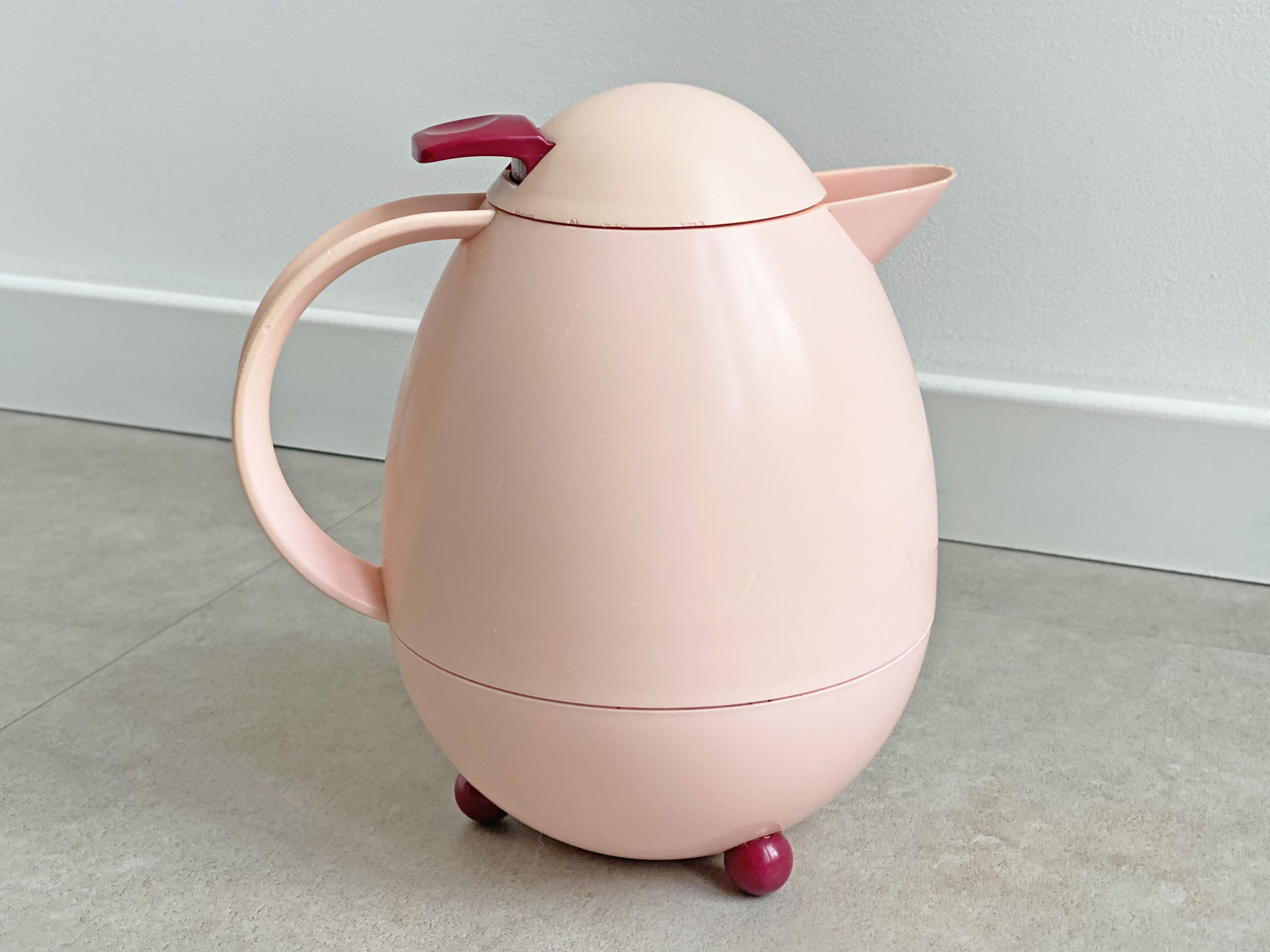 Leifheit columbus thermos, post modern design