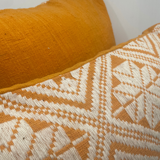 Coussin ethnique orange