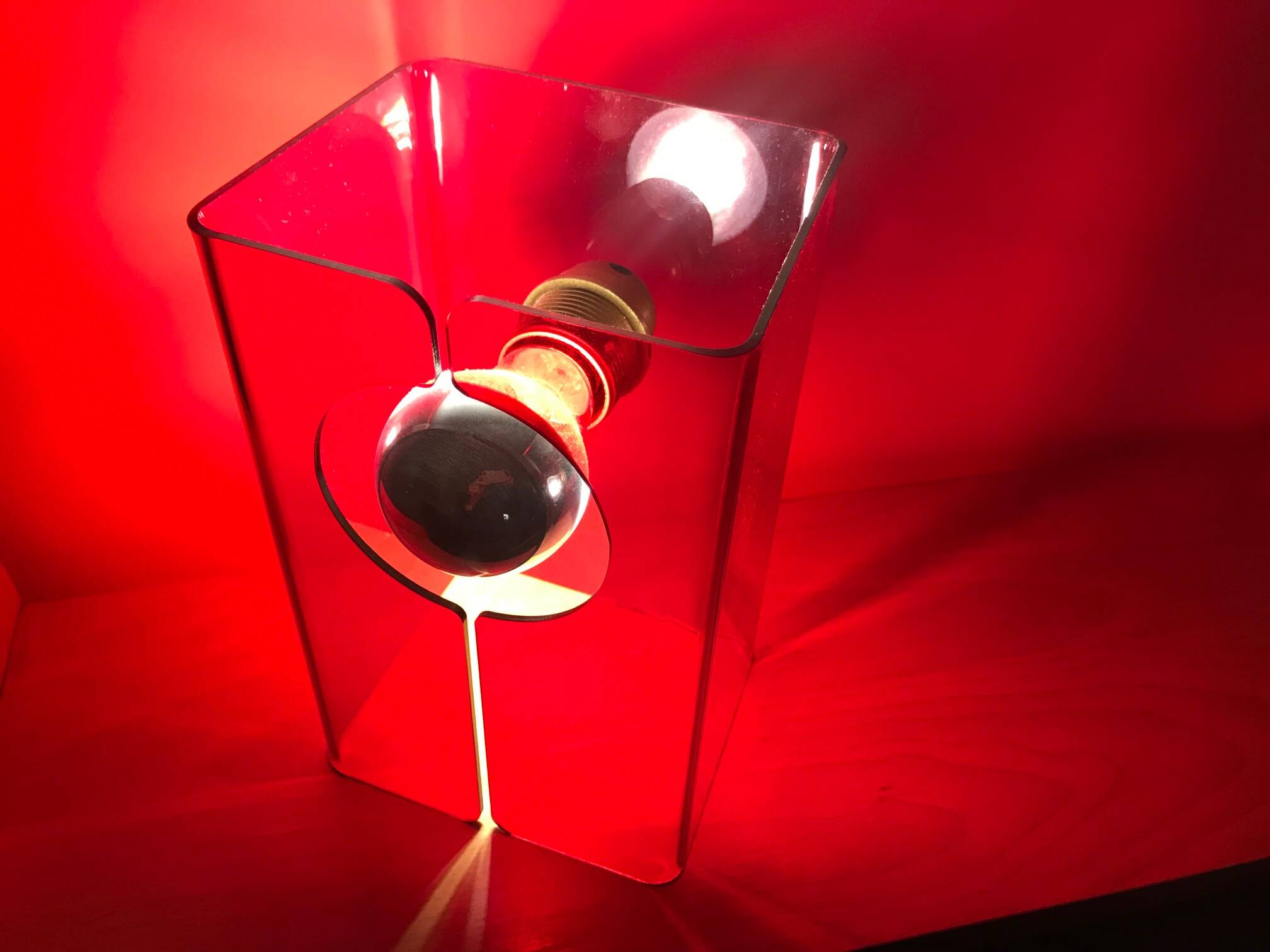 Vintage Table Lamp • V.Red • Space Age • 1970