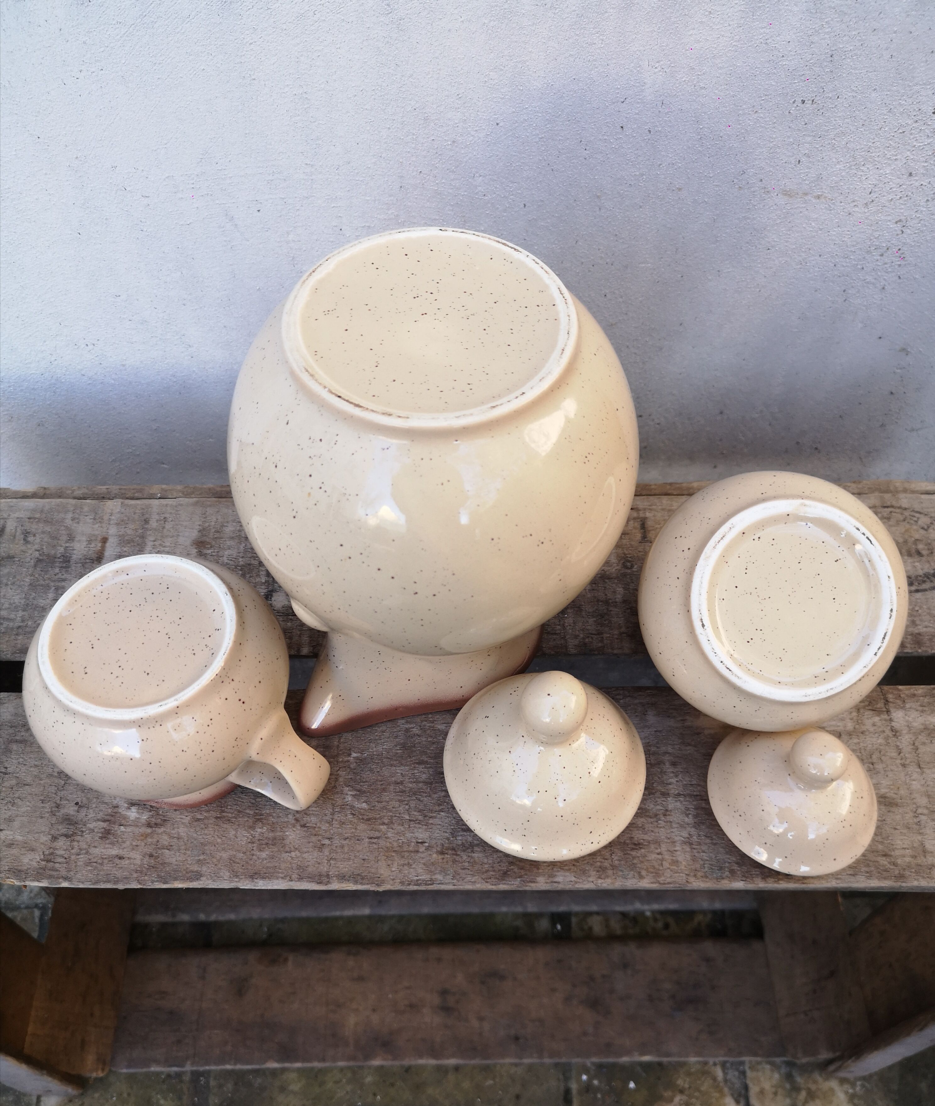 Teapot, milk pot and sugar bowl