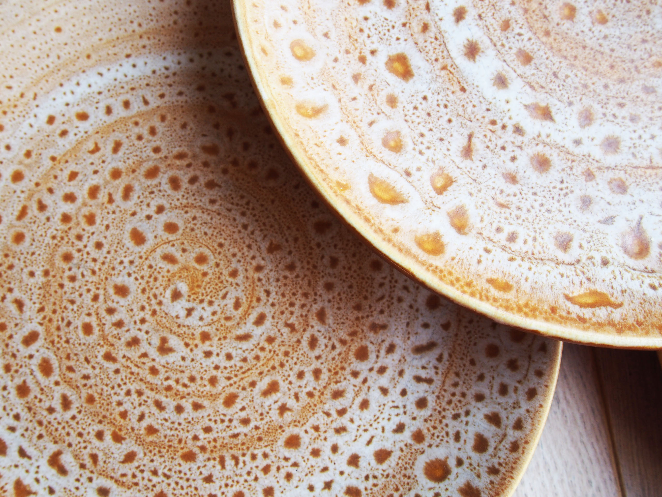 5 dinner plates Niderville sandstone