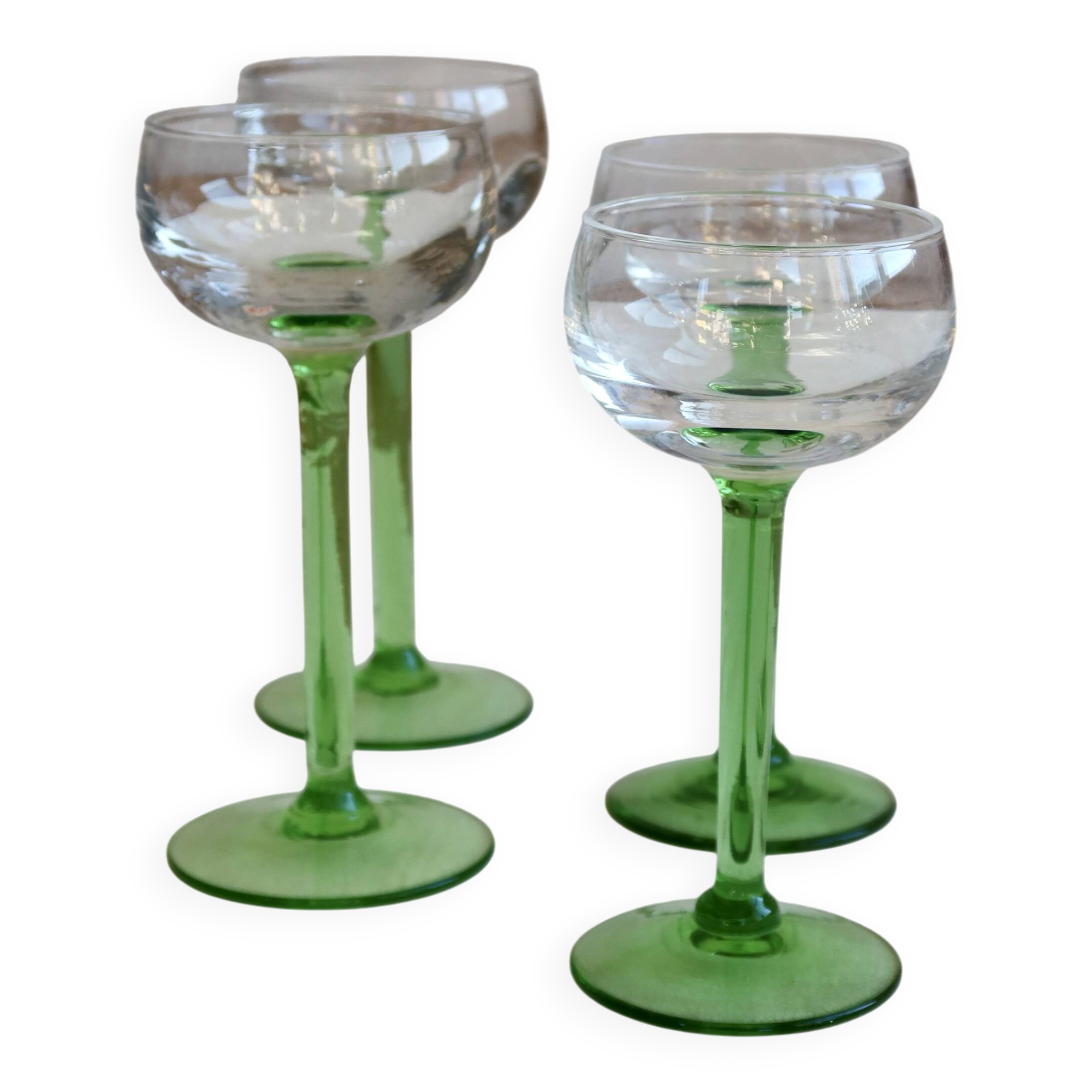 4 mismatched vintage Alsace wine glasses – Green stems