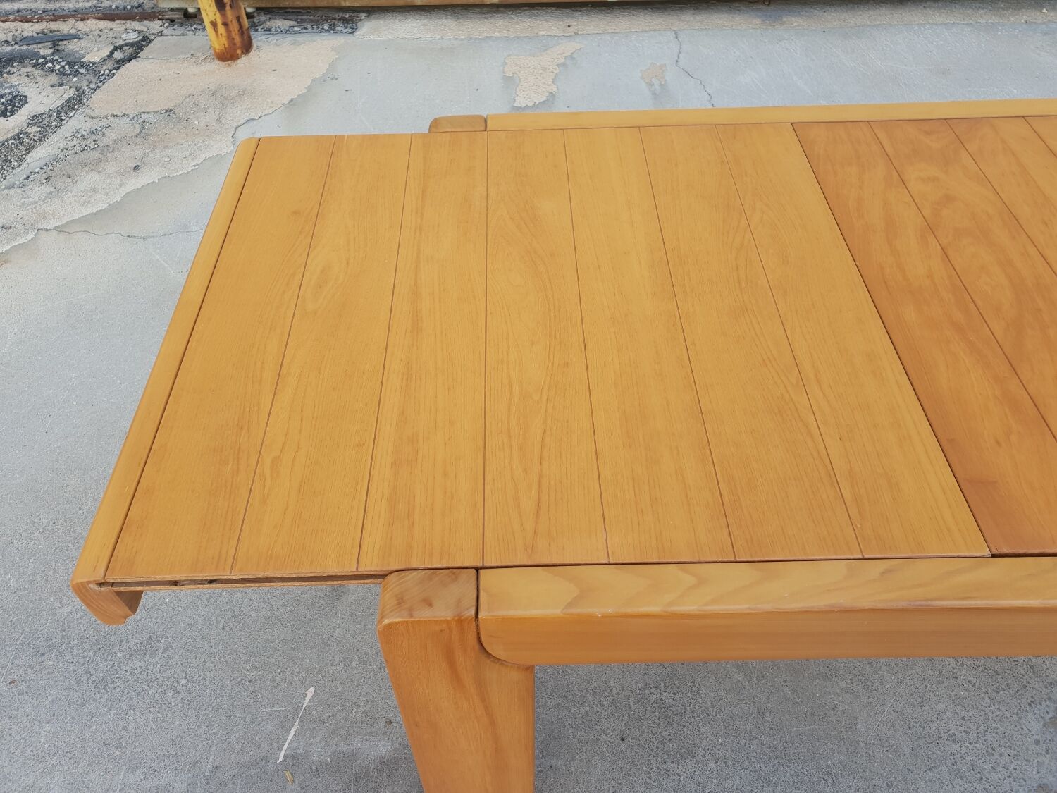 1970 elm dining table