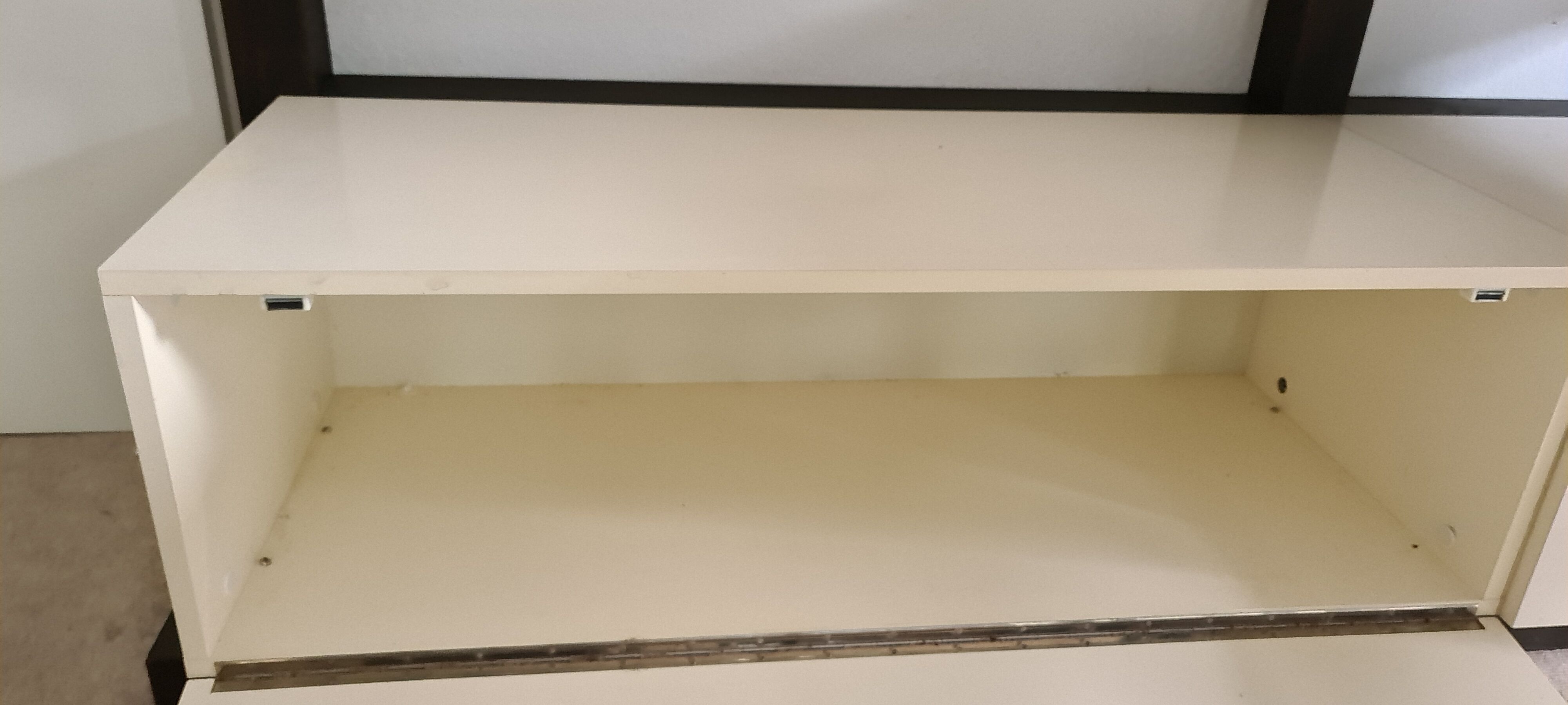 Vintage 70s wall unit and table "Neveada" bj J Penetenrieder