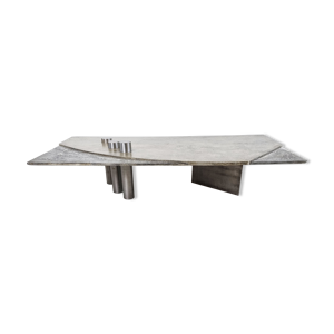 Table basse brutaliste de Pia Manu,