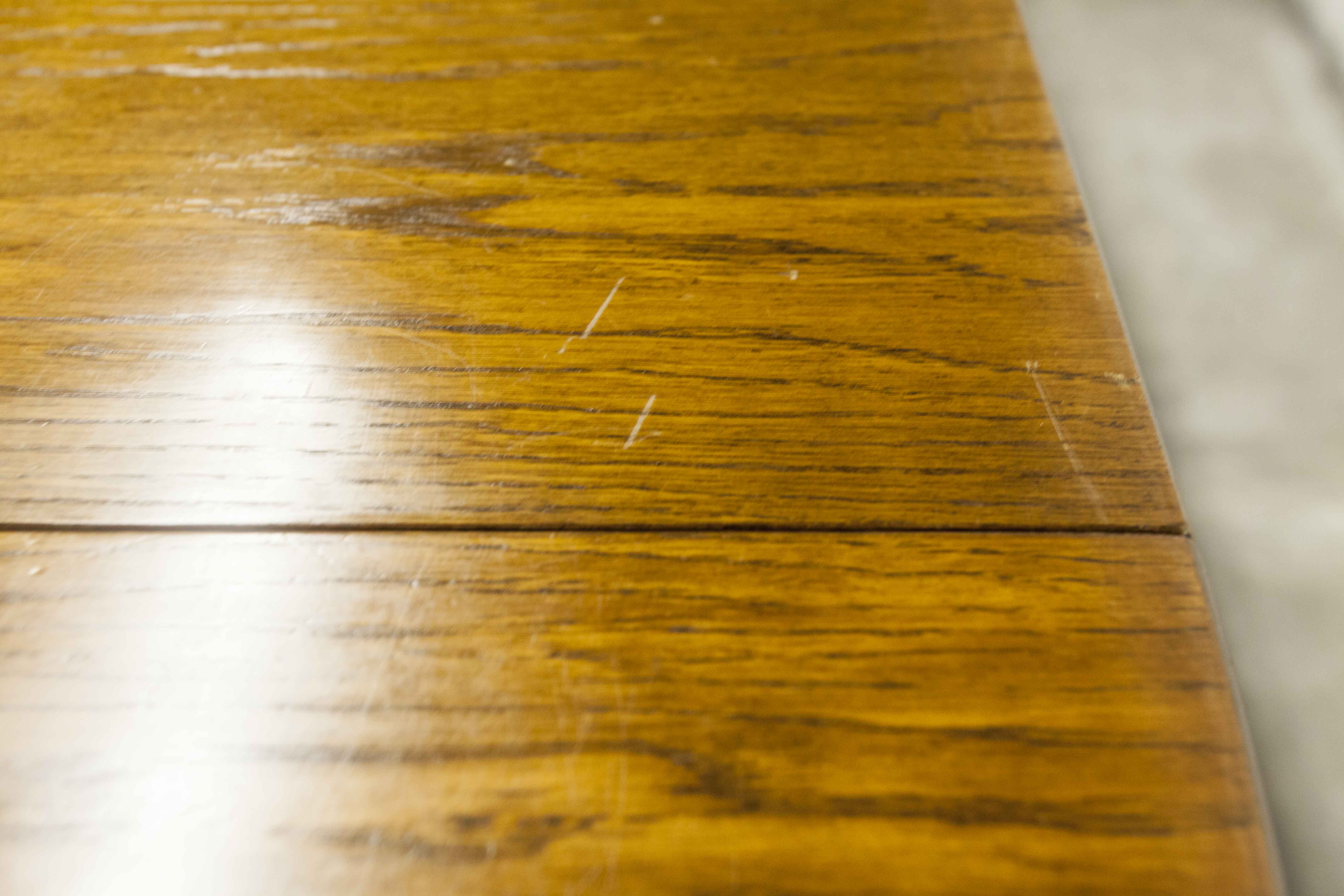 Roundtable 80's 2 solid wood extensions