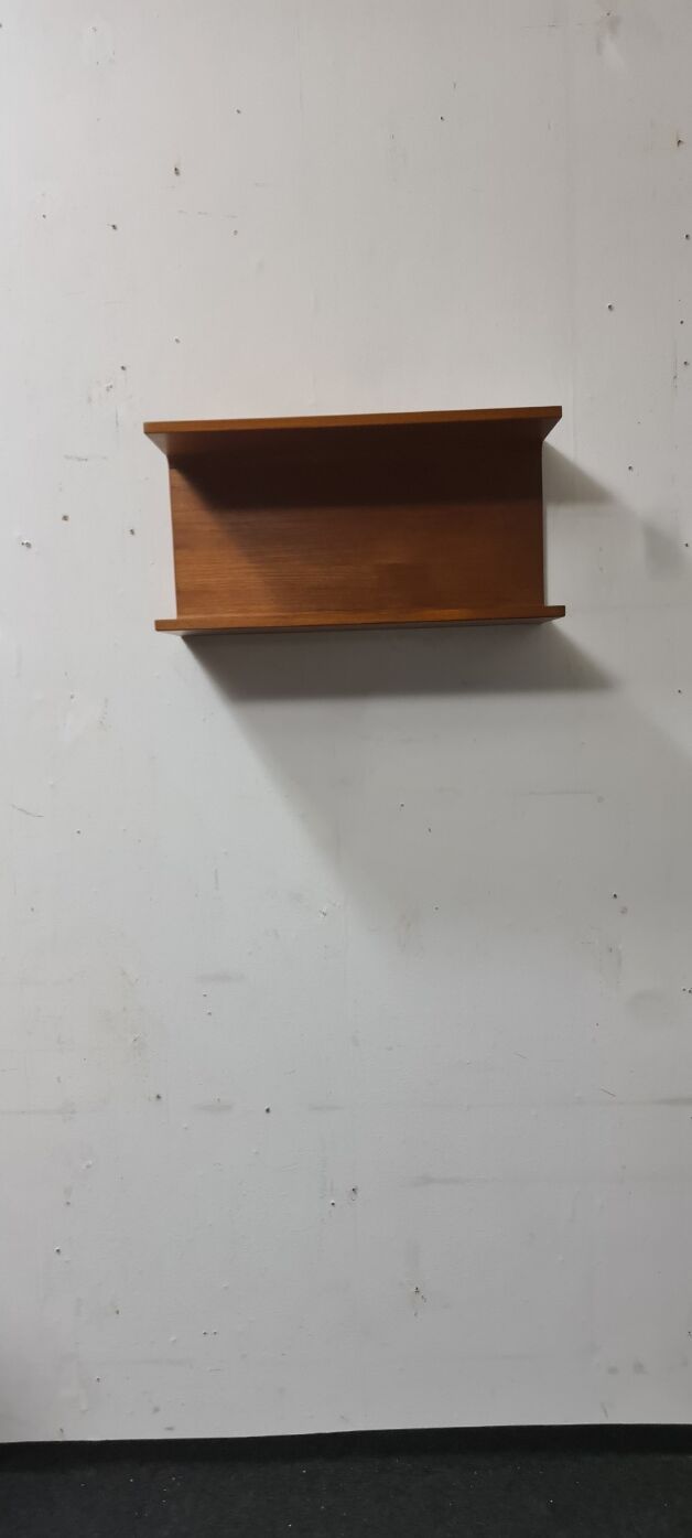 Vintage Danish design shelf by Pedersen & Hansen Viby J