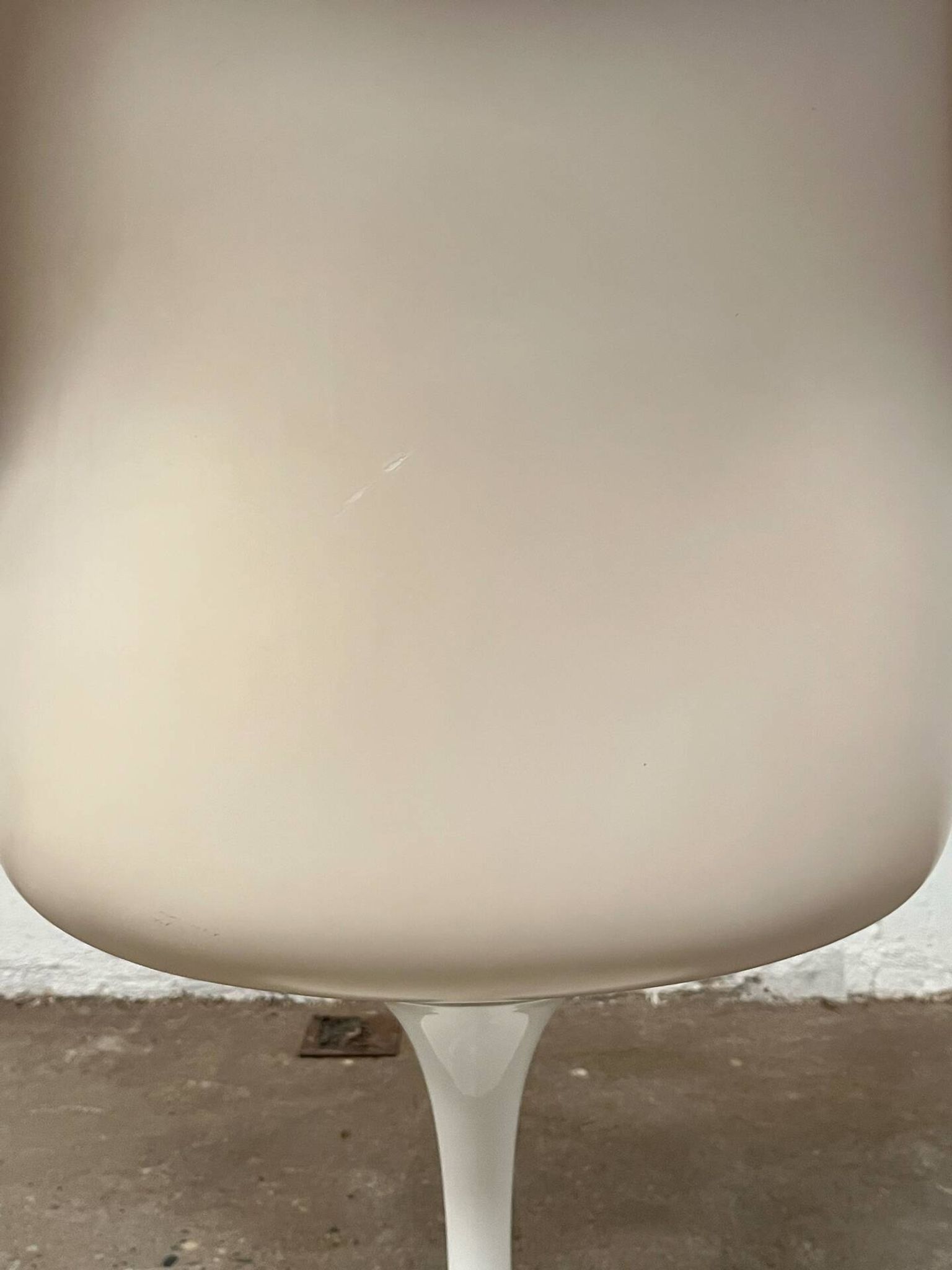 4 Tulip chairs by Eero Saarinen for Knoll