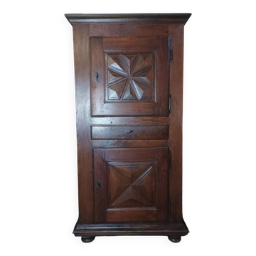 Standing man Louis XIII in oak 19th century