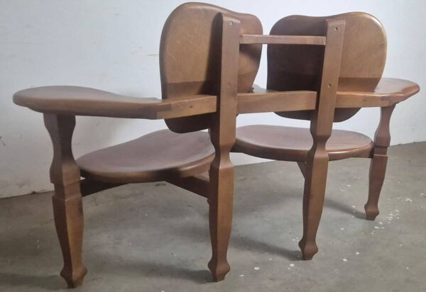 Confident par Antoni Gaudi