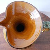 Vase sculpté, forme de cruche