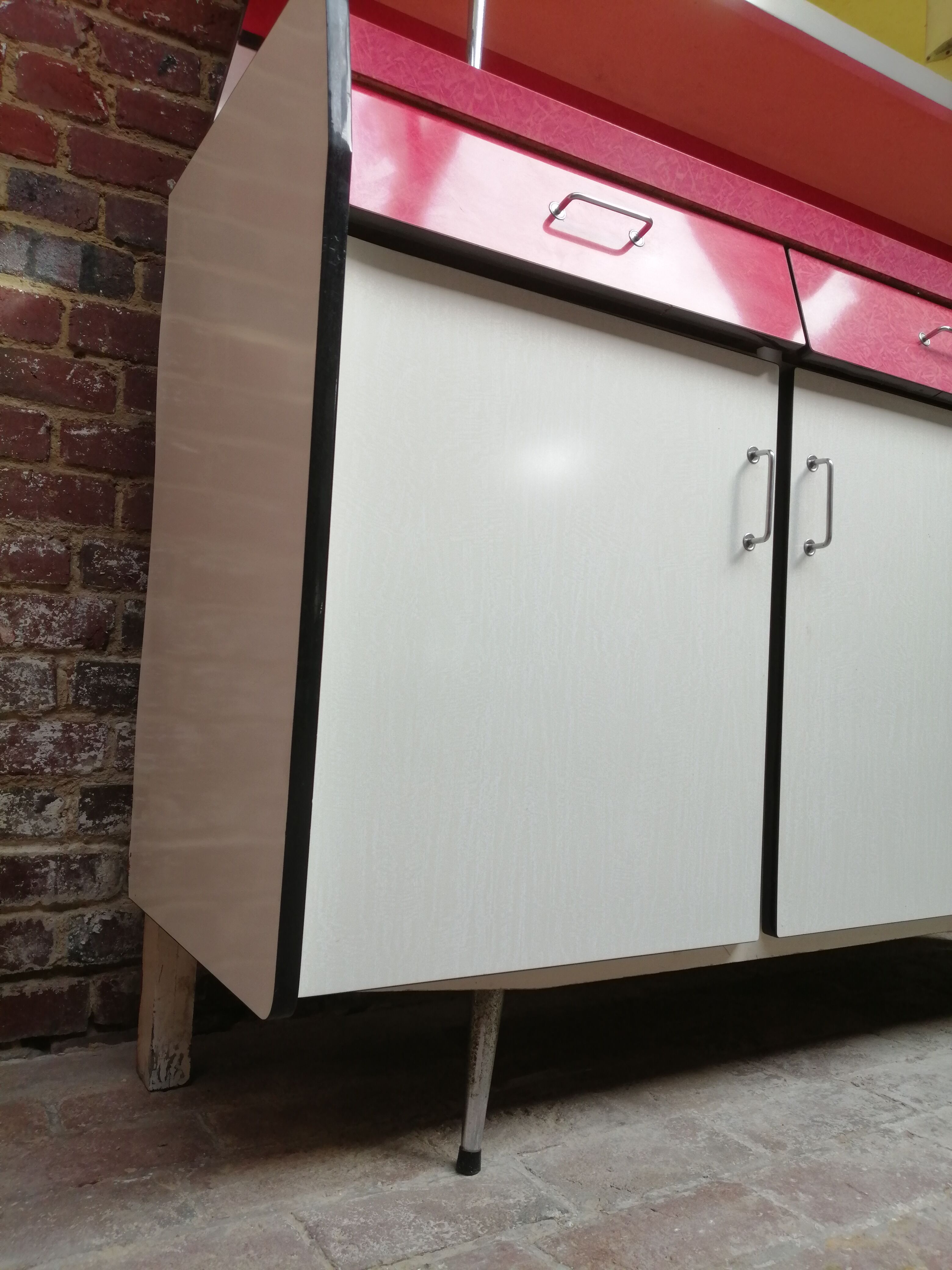 Kitchen buffet in formica 50s