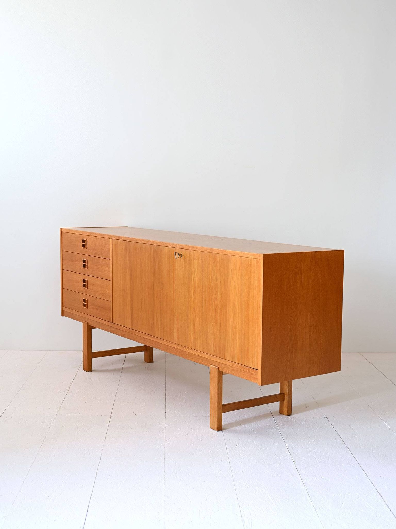 Buffet Tibro des années 60