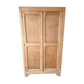 Armoire parisienne