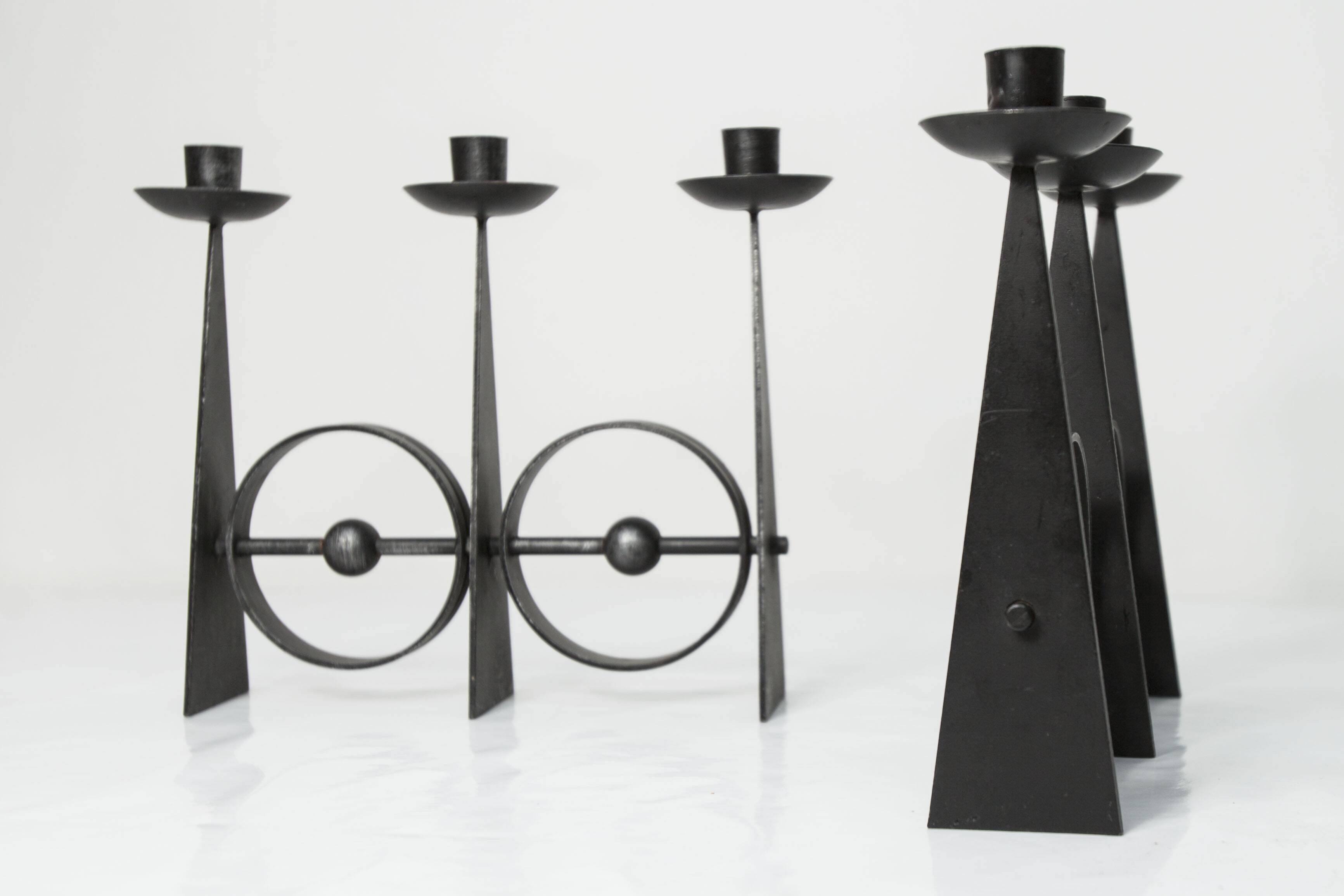 Paire de chandeliers scandinaves en fer forgé brutaliste à 3 lumières 1960