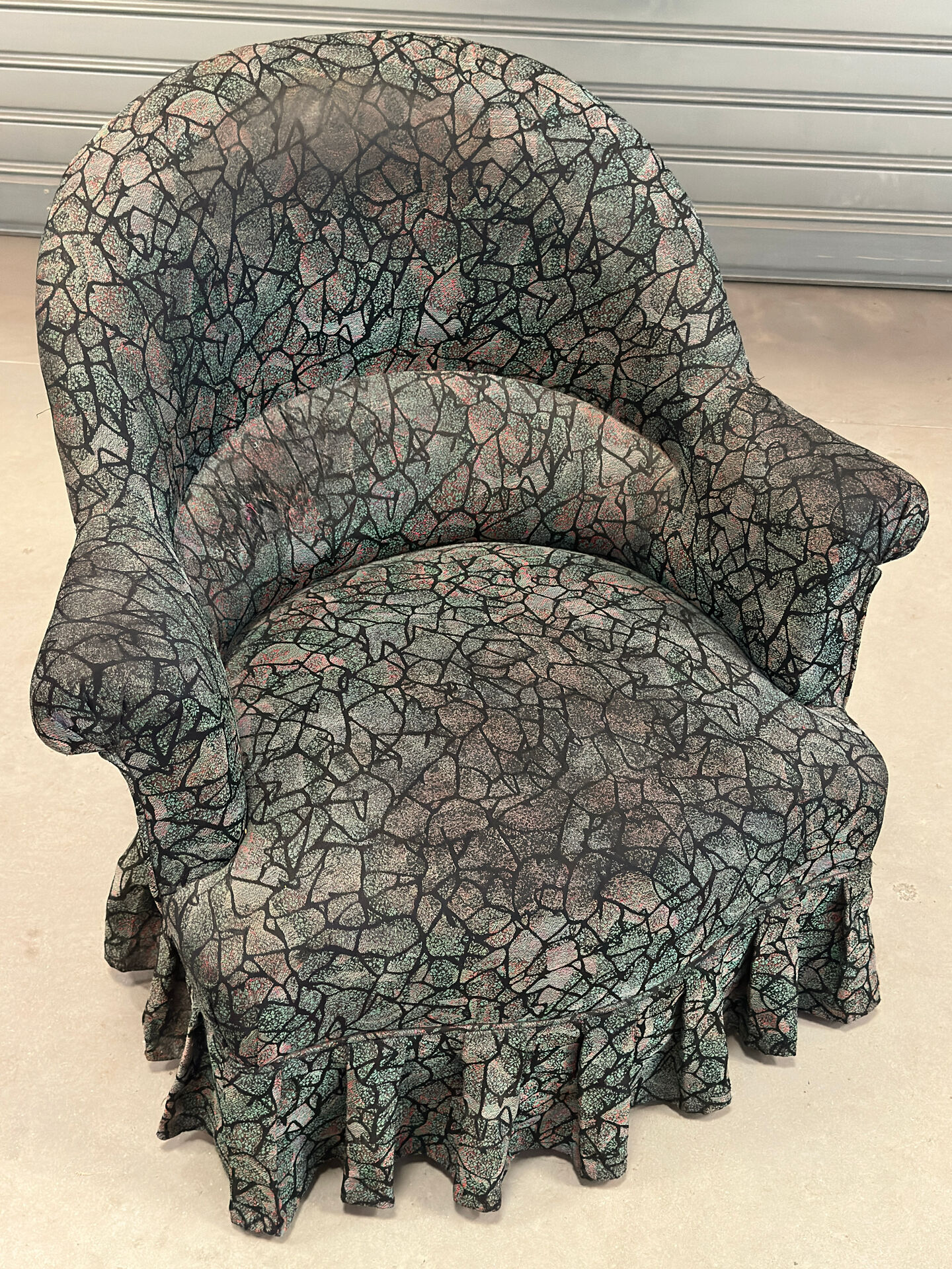 Vintage frog chair