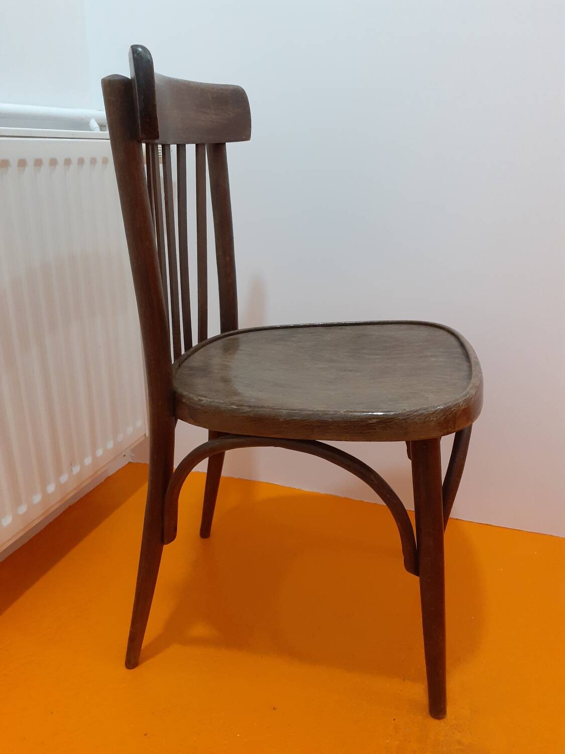 Bistro chair