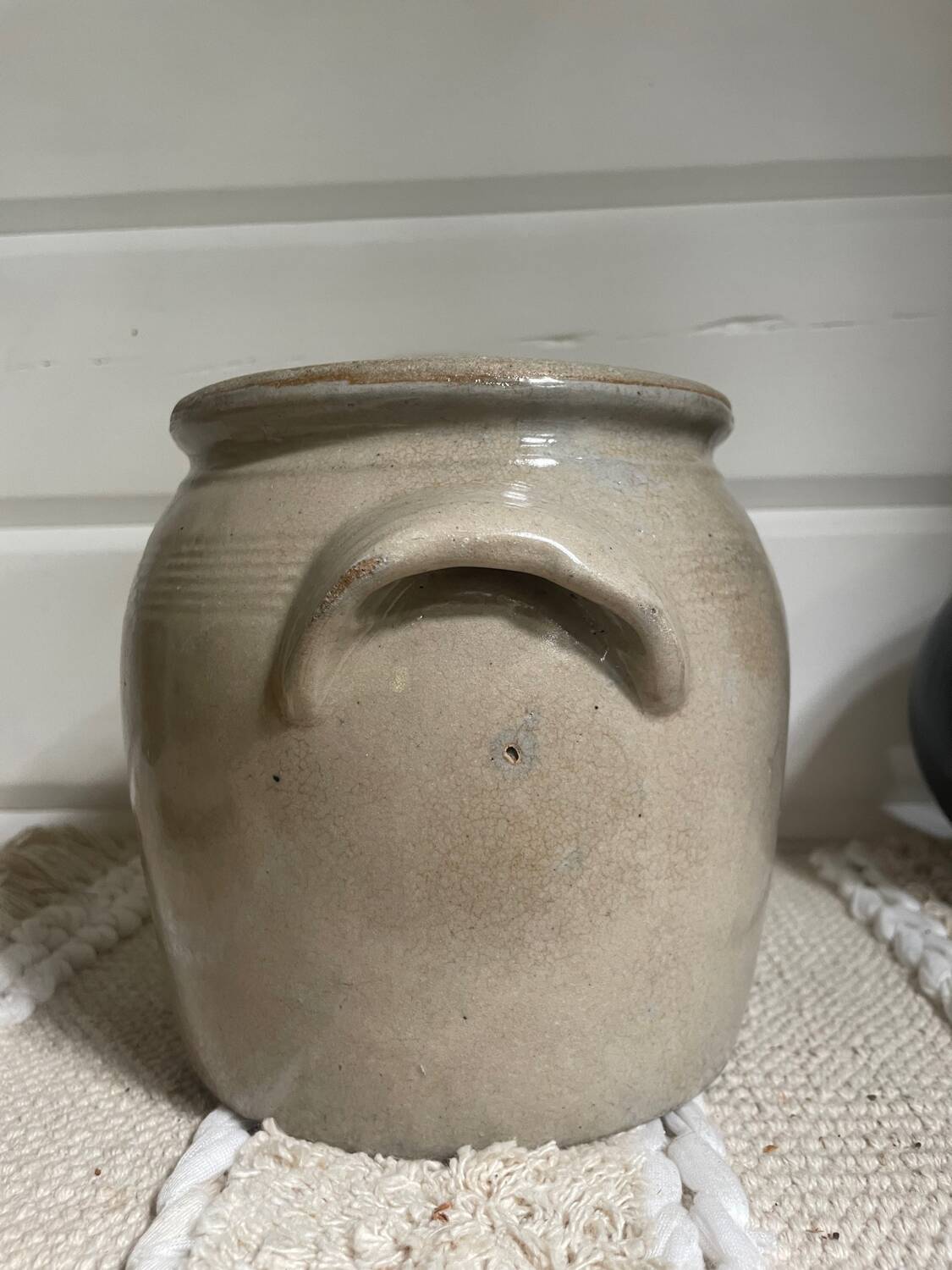 Glazed stoneware pot