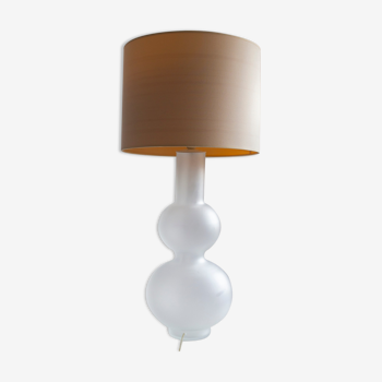 Lamp with original frosted glass foot