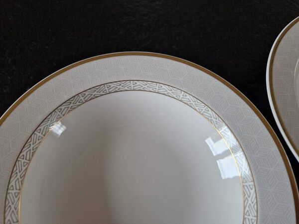 Villeroy et Boch - Série de 6 assiettes creuses modèle Kimono, Château