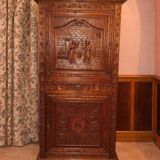 Antique carved oak wardrobe – figurative scene – late 19th century