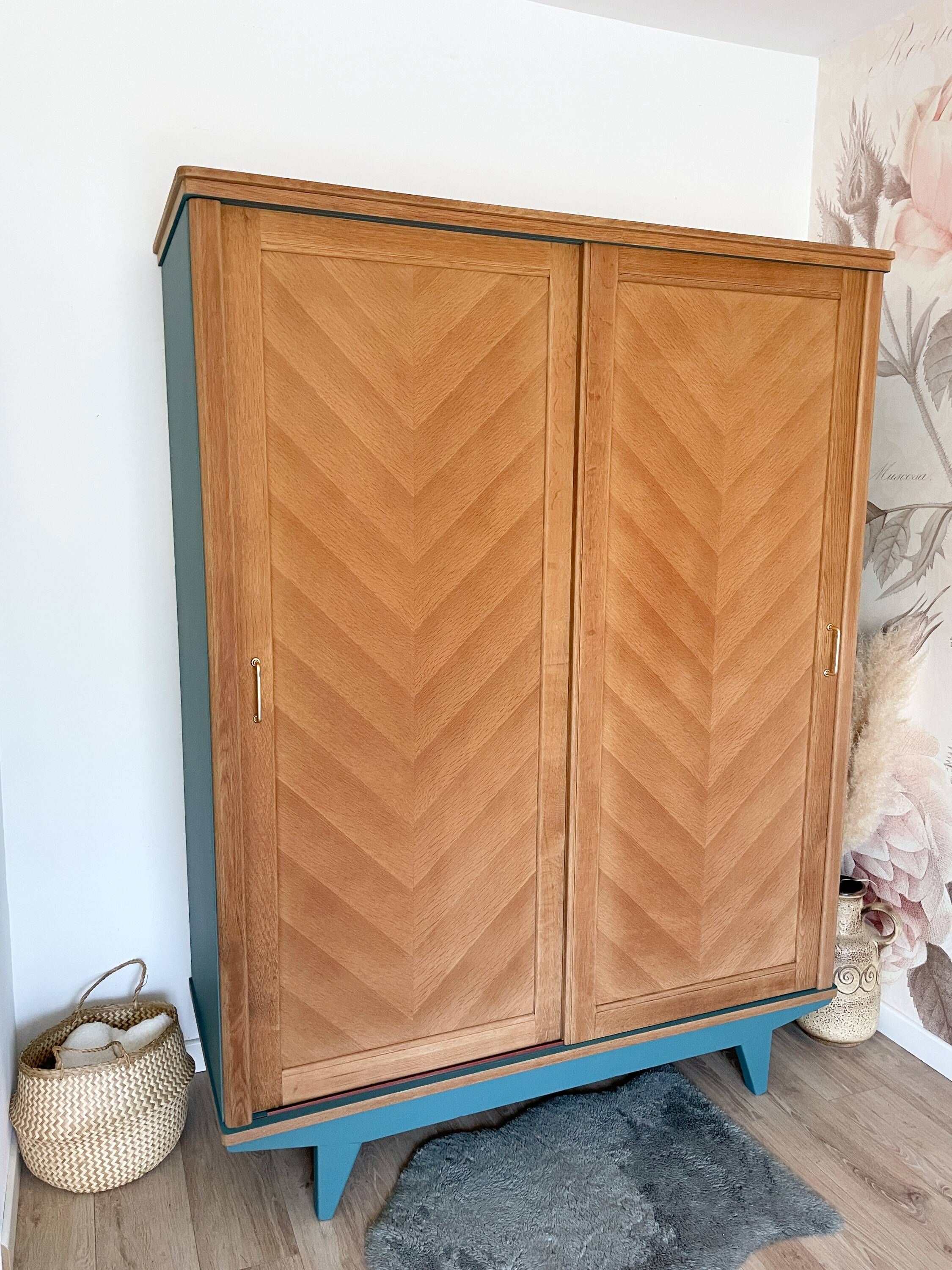 1960s sliding door wardrobe