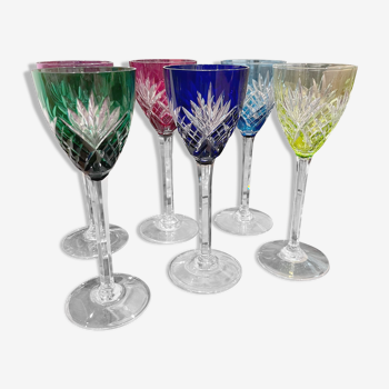 6 glasses of Saint Louis colors