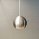 Lampe à suspension danoise originale en métal argenté, modèle "Ball" conçue par Benny Frandsen 1980