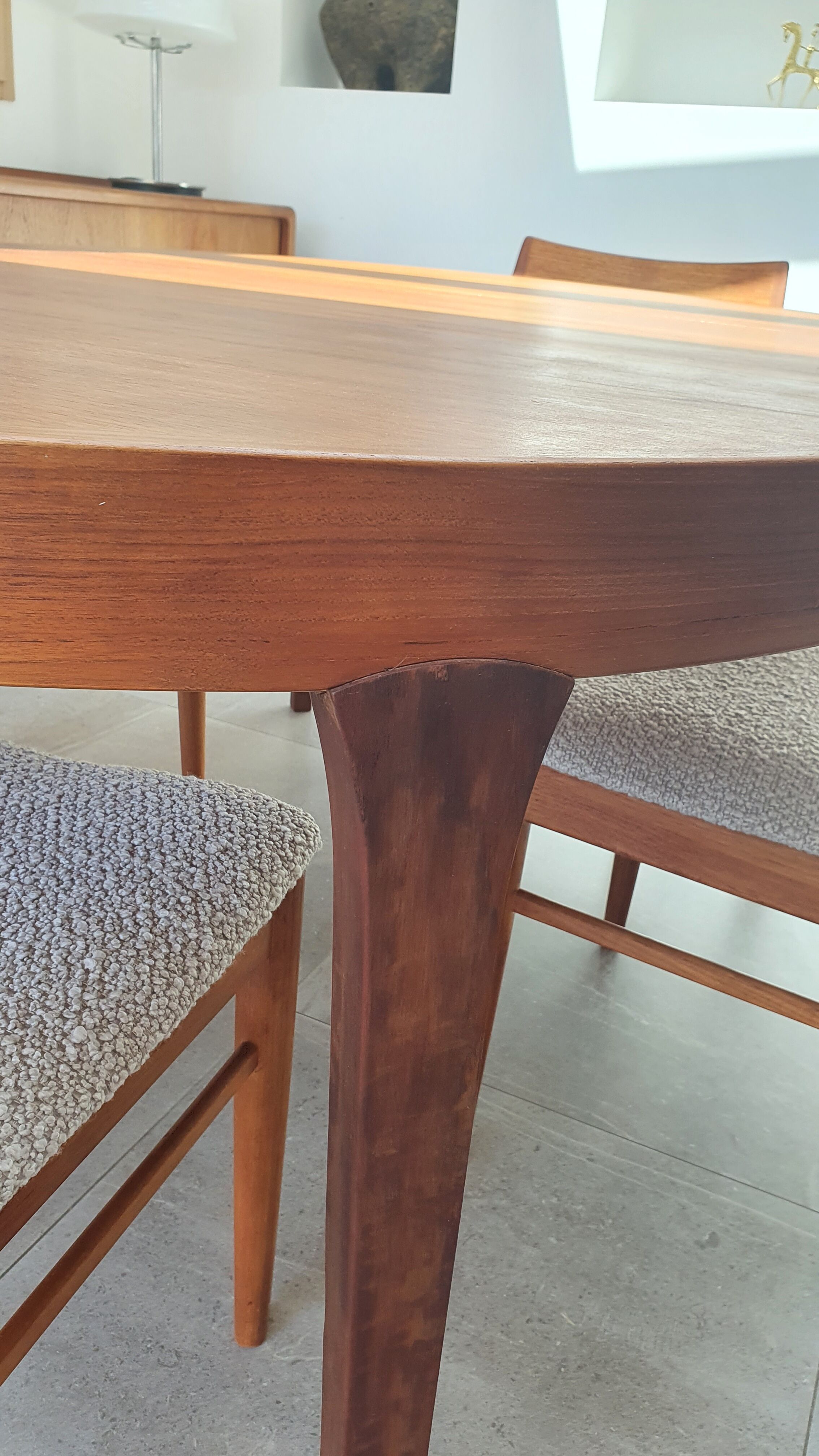 Teak dining table editor Gudme Mobelfabrik, Danish