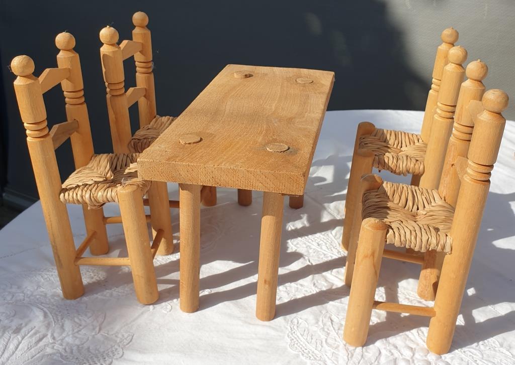 Lot 8 miniature vintage toys tables and seats