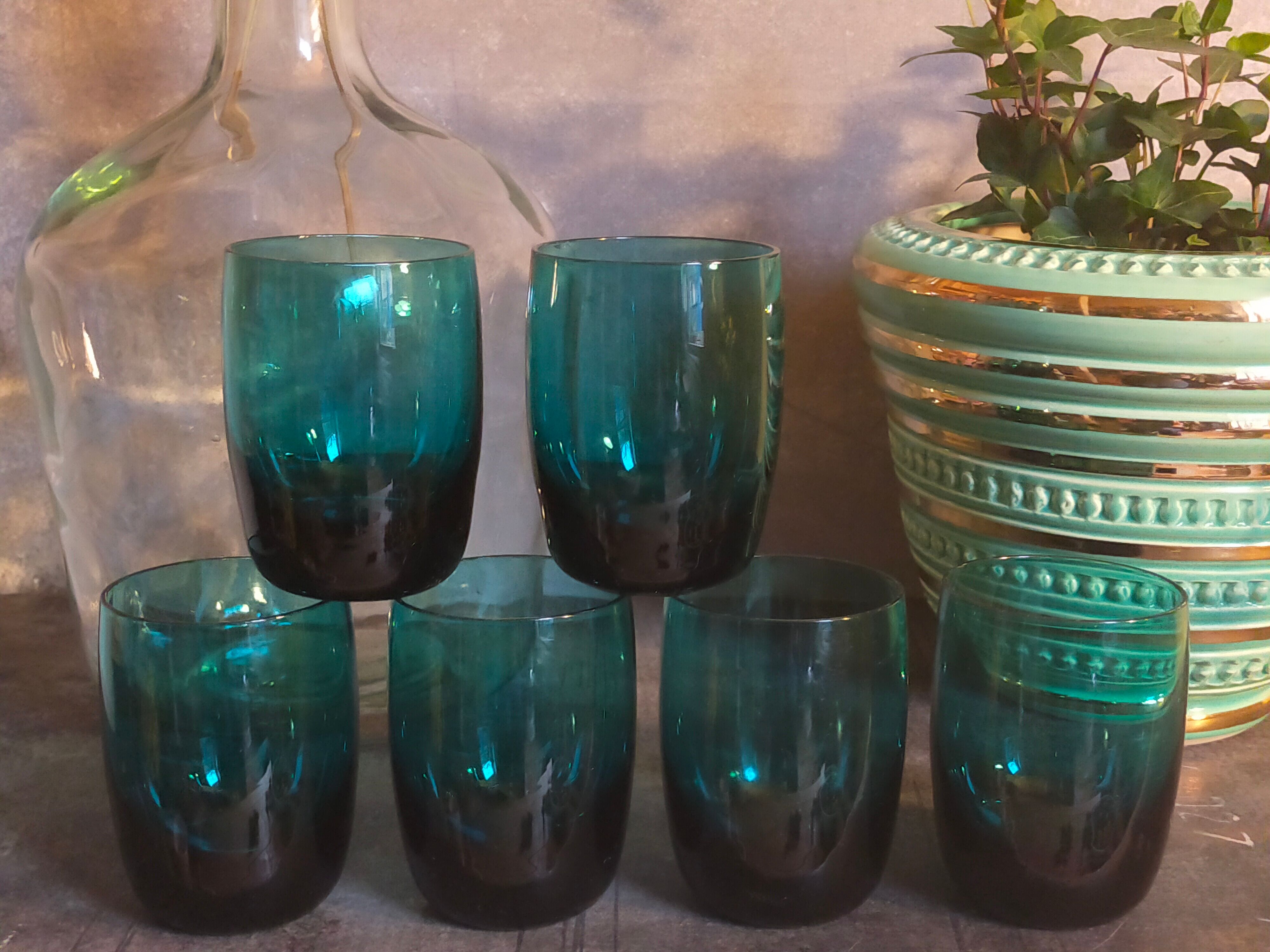 Six verres de verrier bleus paon vintages