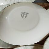 Neuf assiettes faïence de Salins-les-Bains vintages