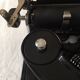 Machine à écrire ancienne remington